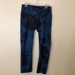 Lululemon size 4 leggings